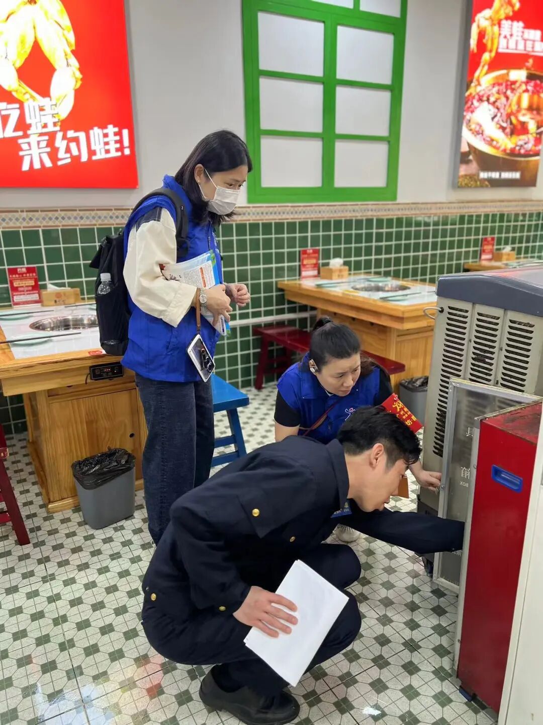 李雪莹：他们是联系服务群众的“最后一公里”