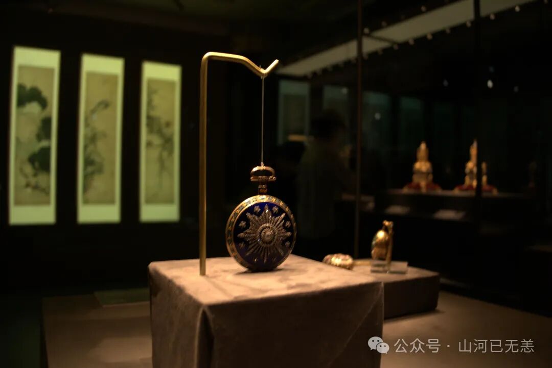 20毫米 f/3.5 1/30秒  IS0 400  曝光偏差 -0.3 无闪光