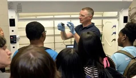 大规模电化学相关设备从教学到电化学制造更新