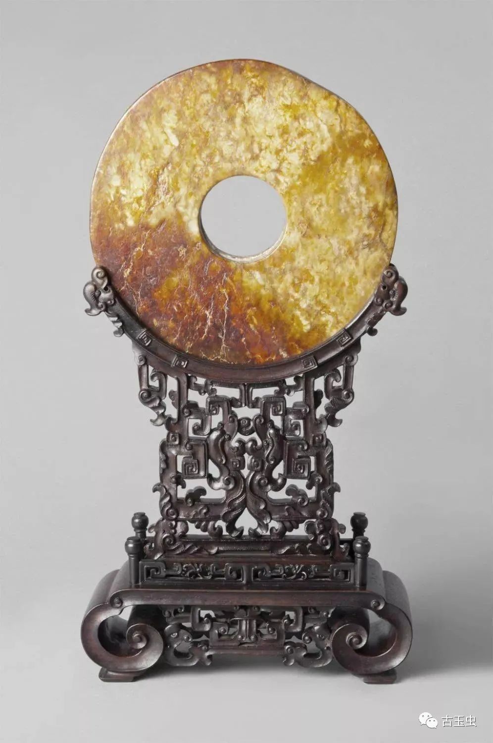 中国　古玉　超大きい玉壁　R97-2 中国 古玉 超大きい玉壁 R97-2 中国 古玉 超大きい玉壁