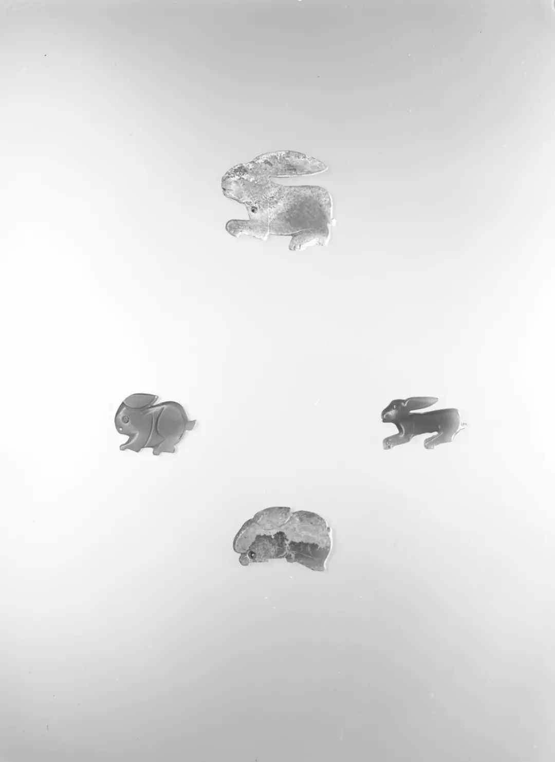 玉兔 王向阳书画玉兔枇杷国画- 动物画- 99字画网