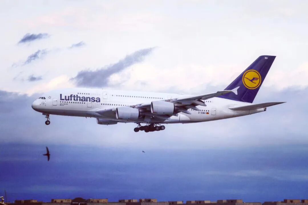 【5/31更新】飞机一直向上飞能脱离地球吗？的图5