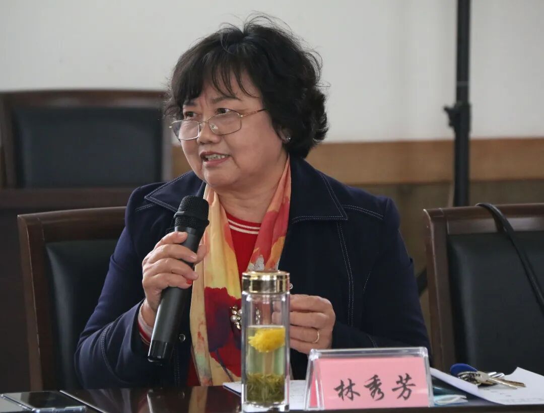 资阳市检察院副检察长杜勇,雁江区检察院检察长雷毅分别通报了市区两