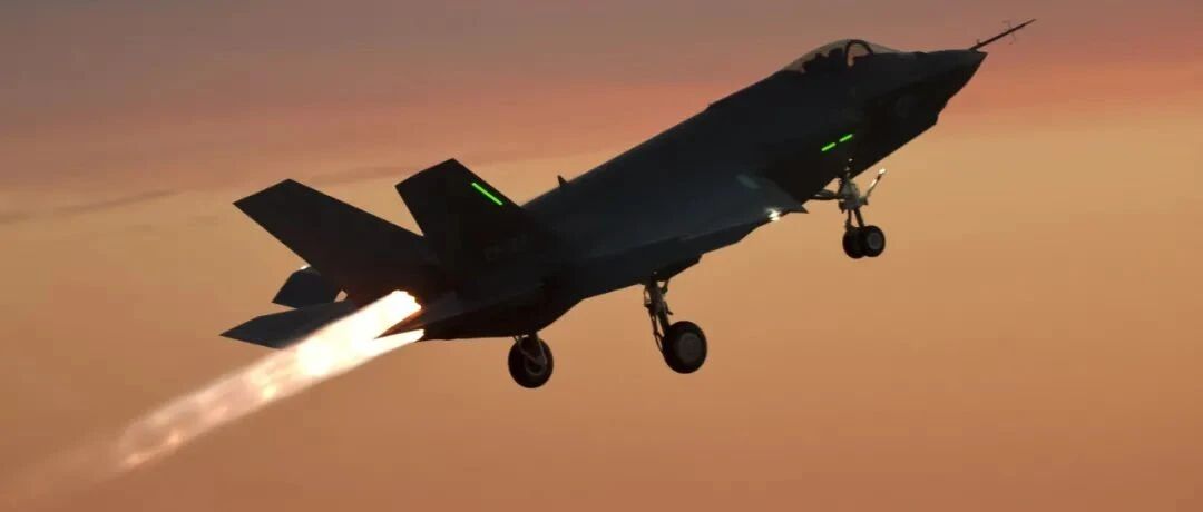 美国最先进F35战机不慎坠入南海！中方会抢在美方前回收吗？赵立坚帅炸：没兴趣海底捞