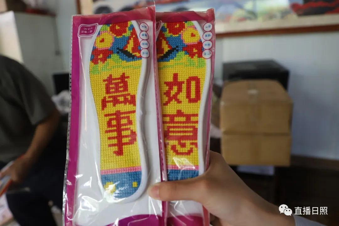 十字绣汽车挂件图片_汽车挂件饰品图片价格_水晶汽车挂件图片