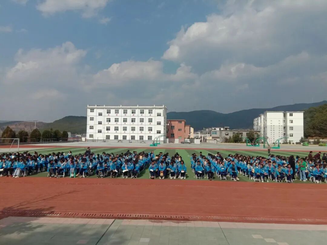 当前位置:>首页>威检动态>麻乍镇第二中学今后,威宁县检察院将继续