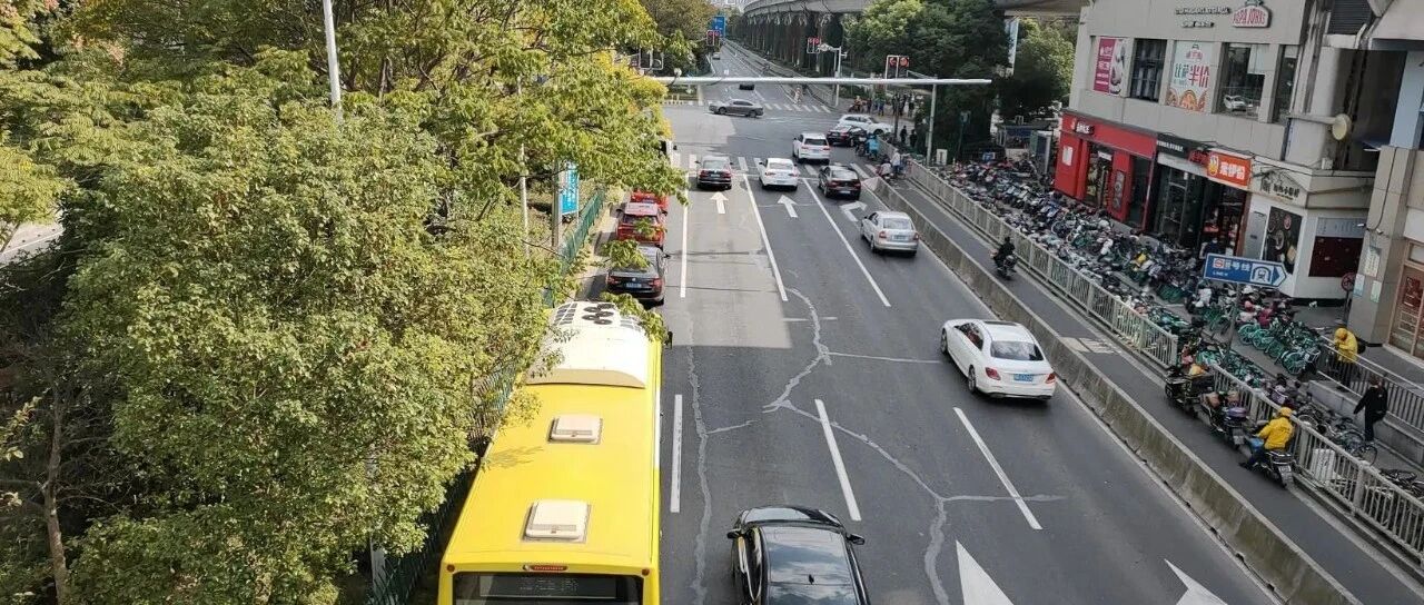 那些等待“绿色通行证”的“上海人”