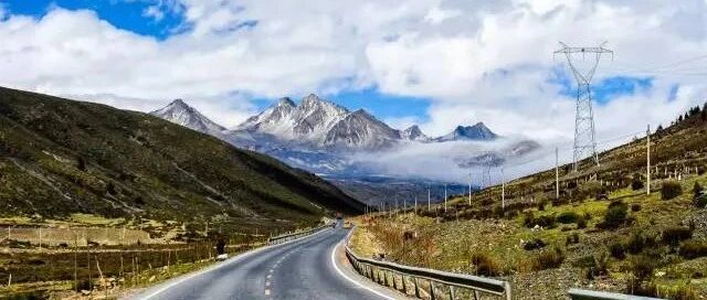 人生总要有一次说走就走的旅行，比如、去这些地方看看。