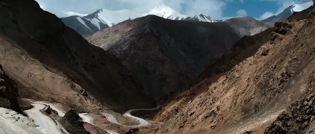 中国史上最难修的7条仙路，随便一条都虐到肝颤，又美出天际，你走过几条？