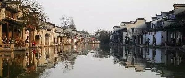 忘记乌镇吧！这个中国第一座被列入世界文化遗产的小镇，没有理由不去看看！