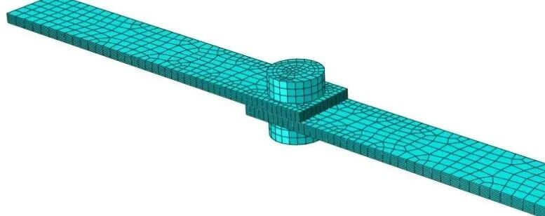 Abaqus复合材料螺栓接头的失效分析的图6