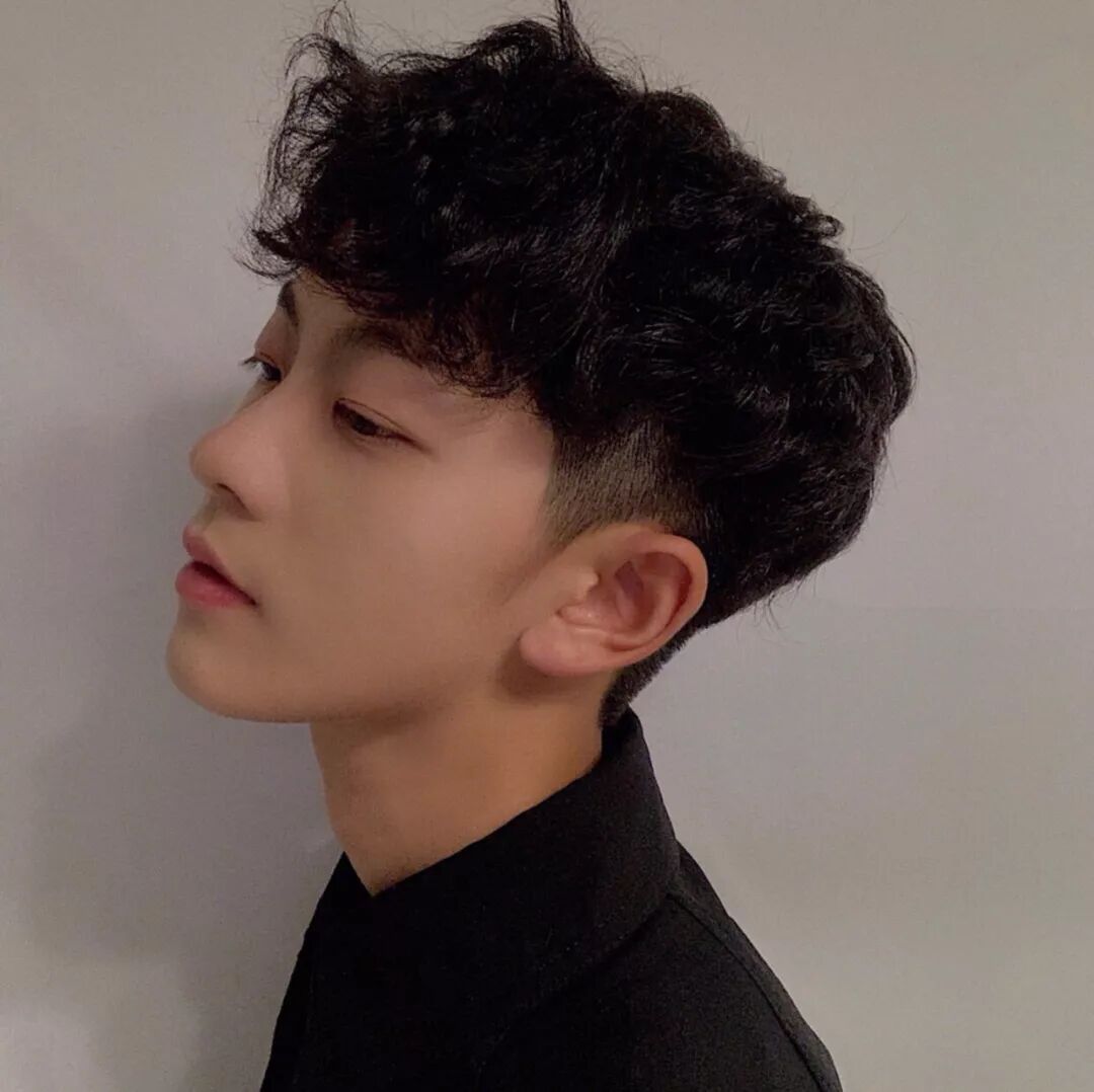 男士定位烫和纹理烫_纹理烫最好看的时候_男生自然卷烫纹理还是定位