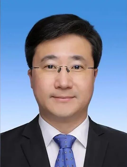 中组部批准陈崇松履新