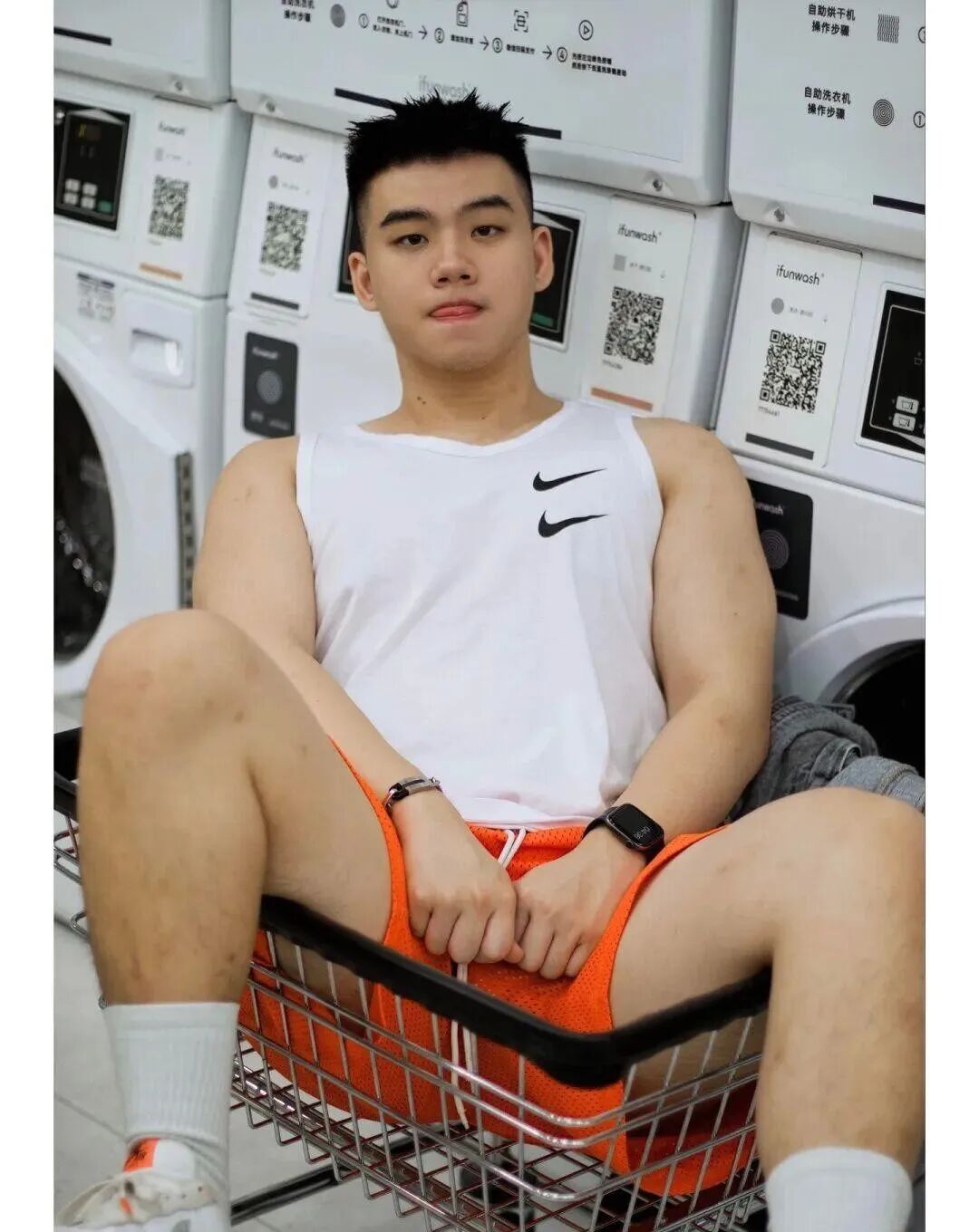 图片[6]-湖南肉壮型肌肉男，气质优零-小蓝短视频