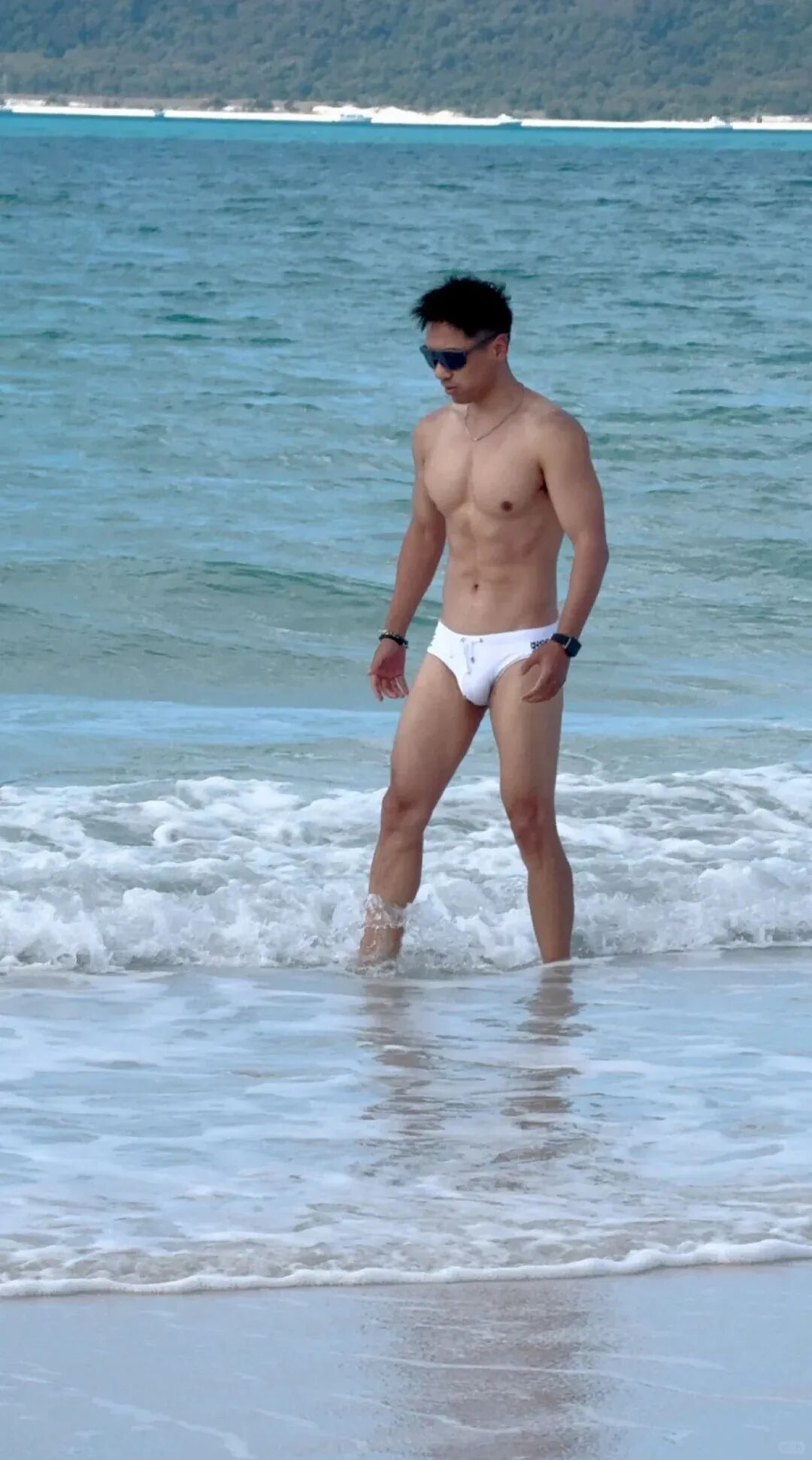 图片[2]-网红主播度假小哥，翱翔澳洲天空-小蓝短视频