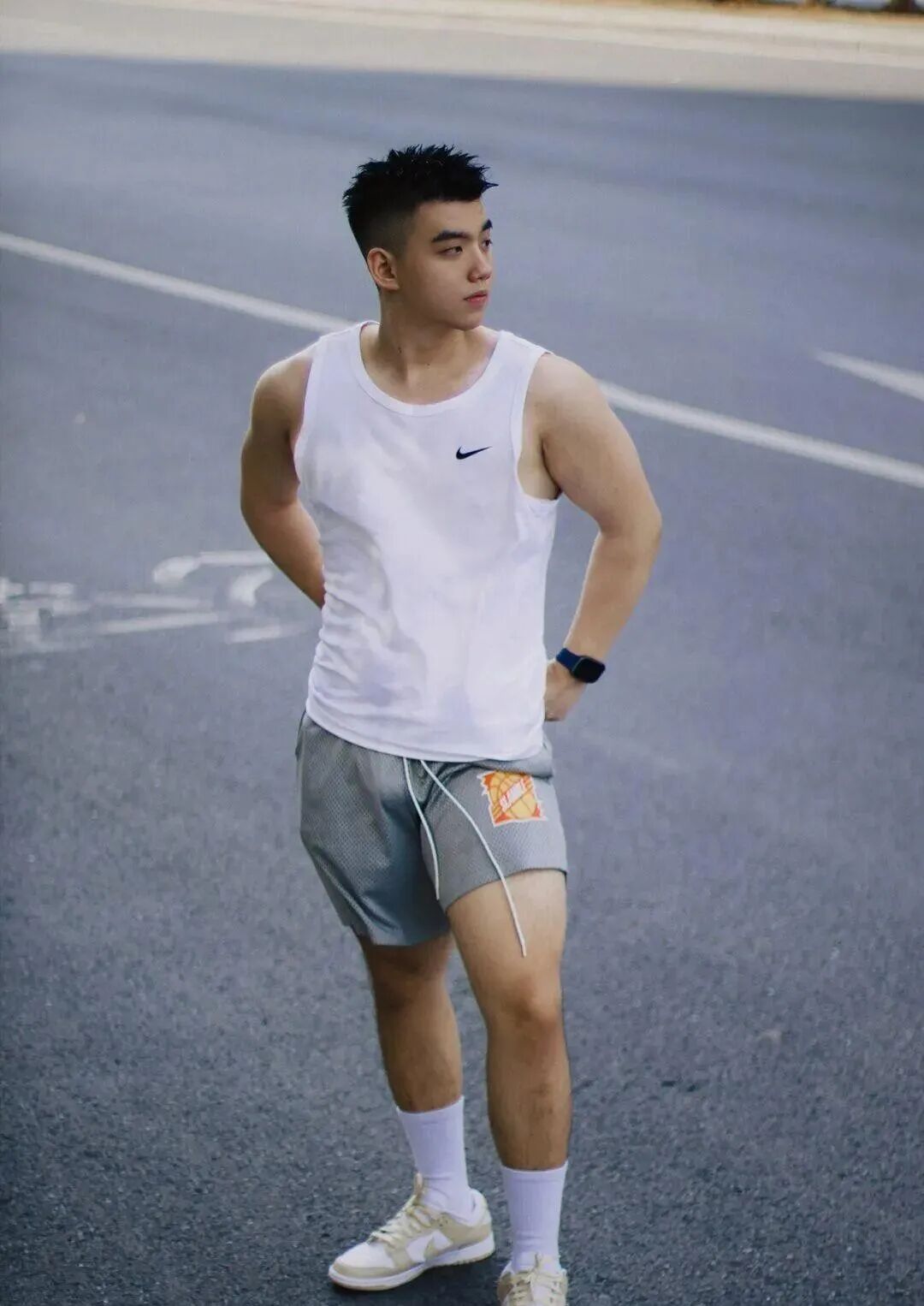 图片[10]-湖南肉壮型肌肉男，气质优零-小蓝短视频