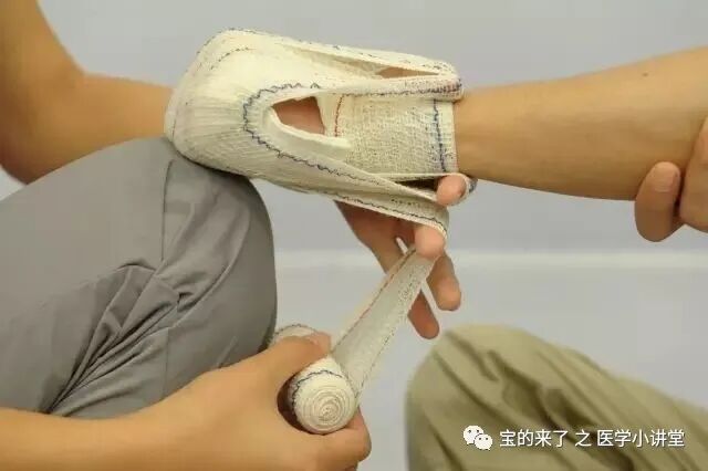 医用纱布绷带怎么绑急救知识 ｜ 绷带及三角巾包扎法_https://www.jmylbn.com_新闻资讯_第7张
