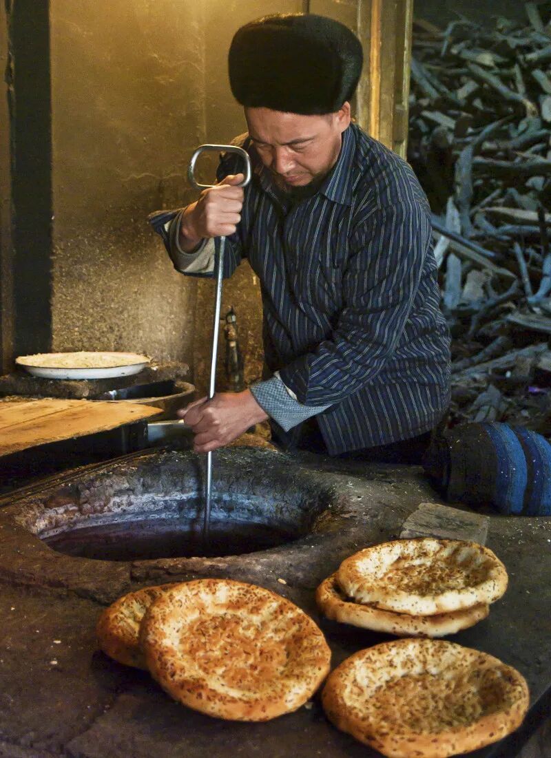 "不可一日无馕"的新疆人,究竟有多会吃?