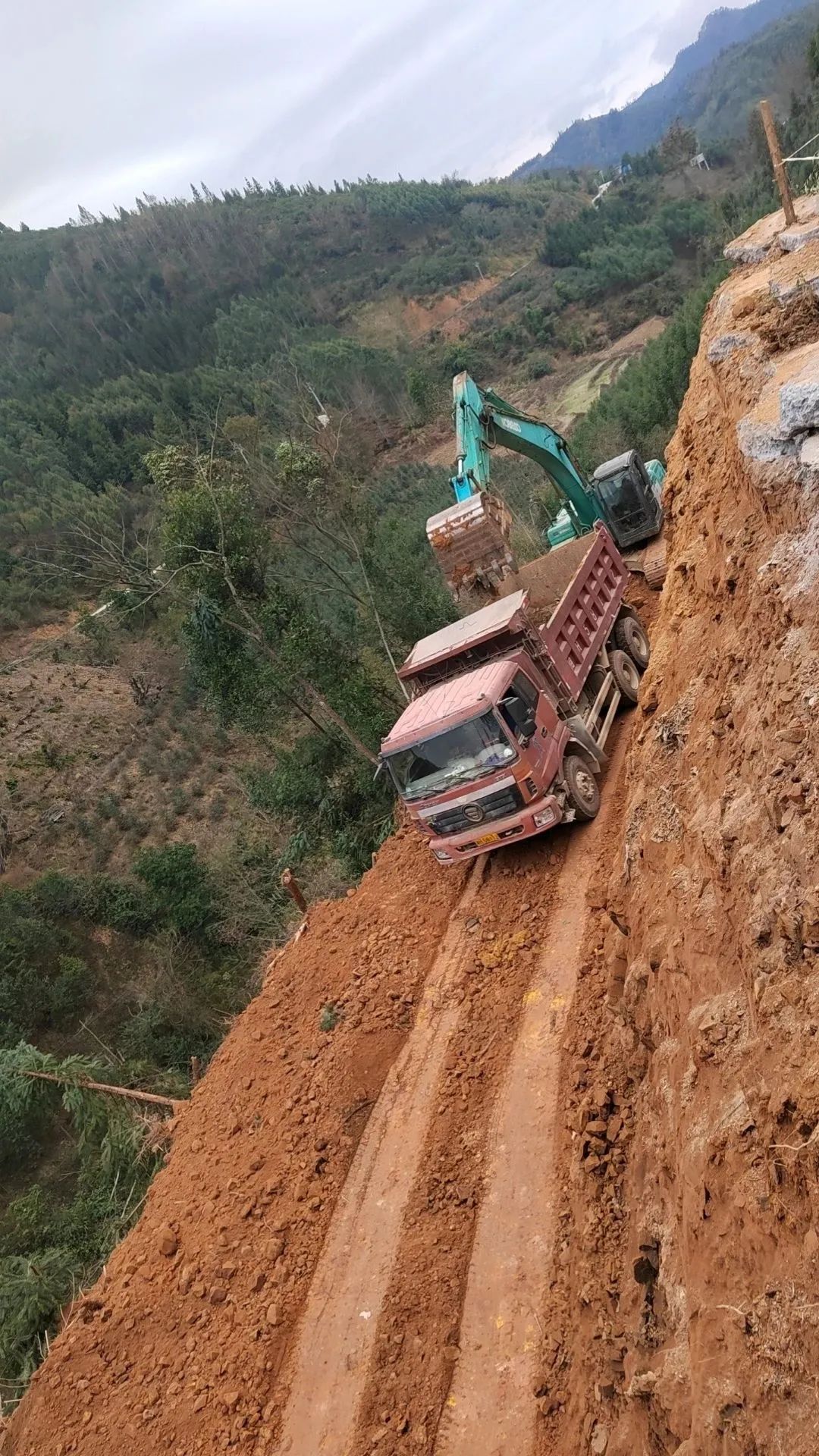 黄桶至百色铁路图片