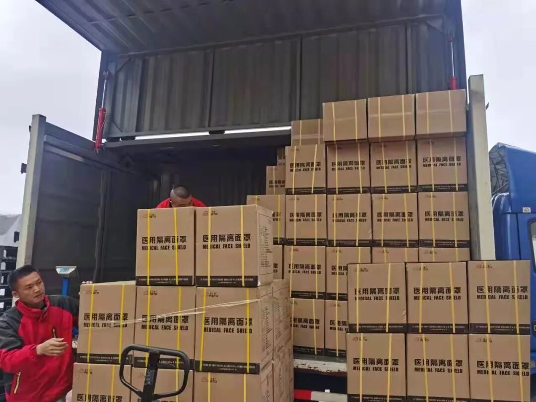 医用隔离眼罩怎么用国内亮相奥运村、驰援香港，国外驰援汤加、所罗门！花都制造彰显实力！_https://www.jmylbn.com_新闻资讯_第4张