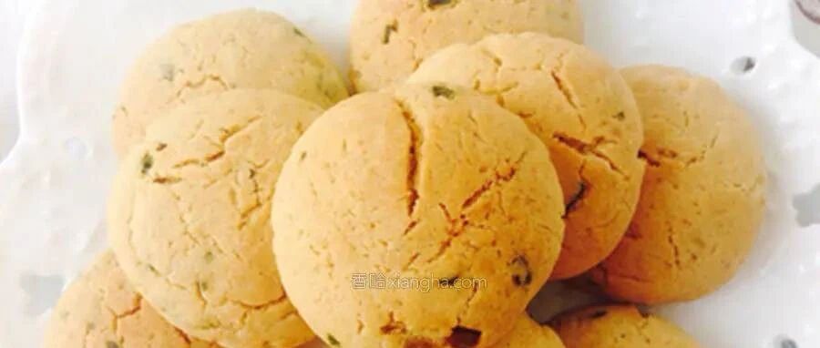 不用黄油也能做饼干！1碗面粉1把香葱，教你做咸味的香葱酥