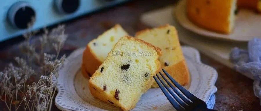 超详细戚风蛋糕教程，口感绵软细腻，全家老小都爱吃