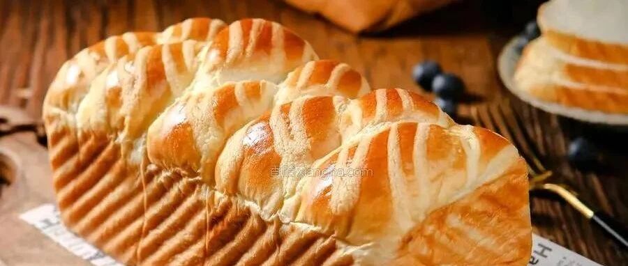 用了5年的吐司配方，次次都成功，放3天依旧松软比买的都好吃