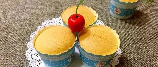 简单快手纸杯蛋糕，松软细腻老少皆宜，新手也是零失败