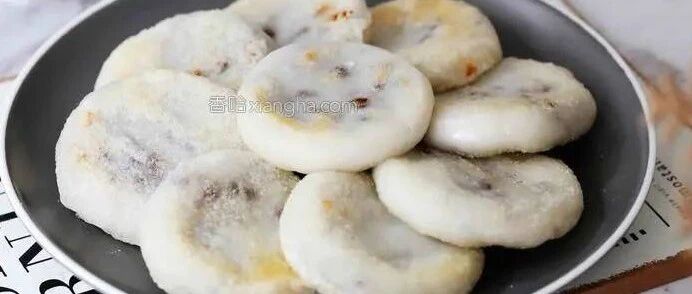 自从学会红豆饼这做法，我家连吃5天了，酥的掉渣孩子抢着吃