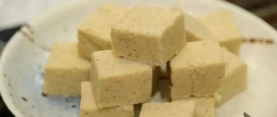 山药别蒸着吃了，教你新吃法香甜软糯，比枣糕都好吃