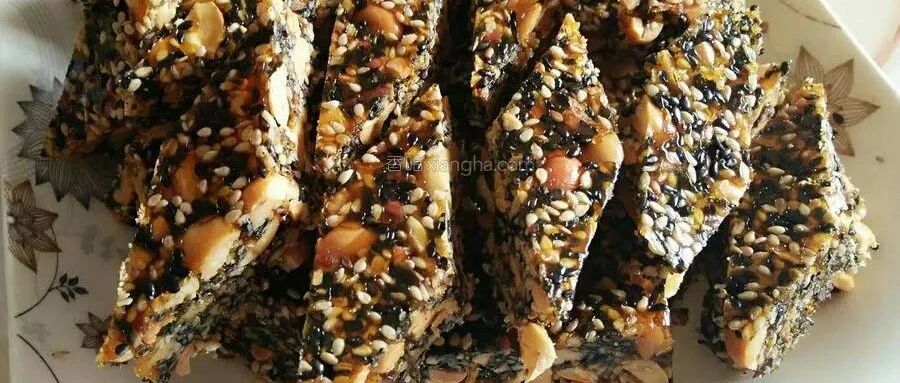 2分钟教你做芝麻花生糖，简单易学一看就会，酥脆又香甜！