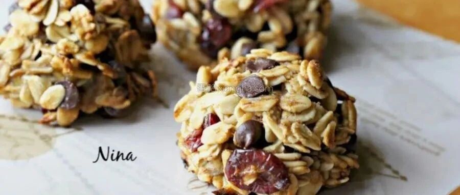 放了3天的香蕉不要丢，做成下午茶点心，大人小孩都爱吃