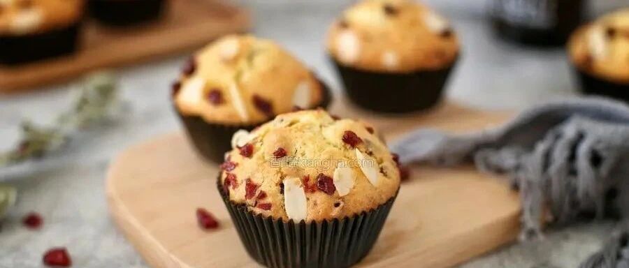 有了这个方子，你再也不会去买蛋糕了，香甜细腻得一塌糊涂巨好吃