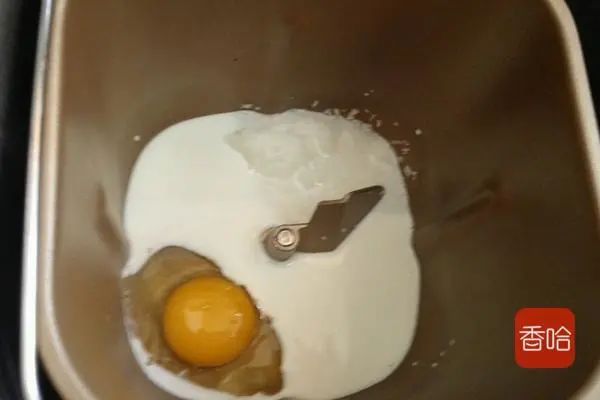 想吃面包不用买,一次发酵做迷你吐司,个个柔软拉丝奶香味十足-微信头条网 想吃面包不用买,一次发酵做迷你吐司,个个柔软拉丝奶香味十足