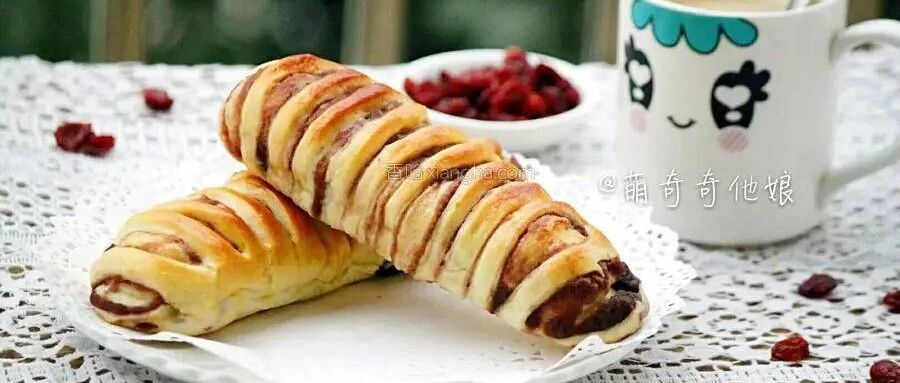 经典毛毛虫豆沙面包，一次性发酵超快速又美味！全家老少都爱吃