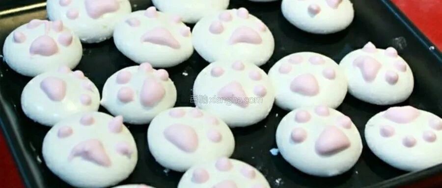 棉花糖也可以在家做，一个鸡蛋做一盘，没有添加剂孩子吃得放心