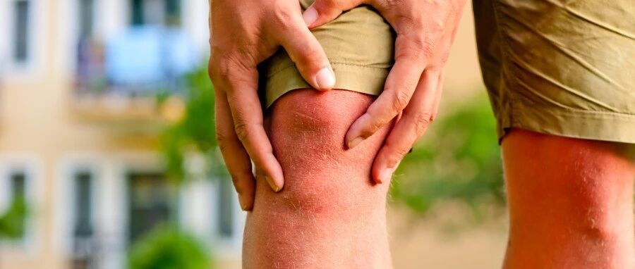 膝关节疼痛，还喀喀响？