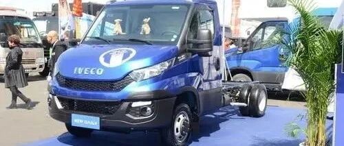 短头轻客房车底盘，我只选这两者之一！