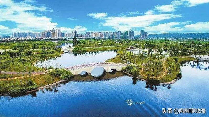 长垣现在属于县还是市_洪雅县属于哪个市_二连浩特属于市还是县