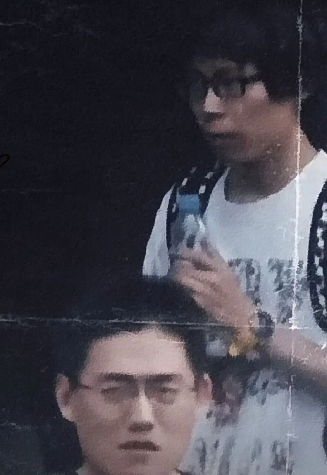 登陆少年在抽象赛道一骑绝尘