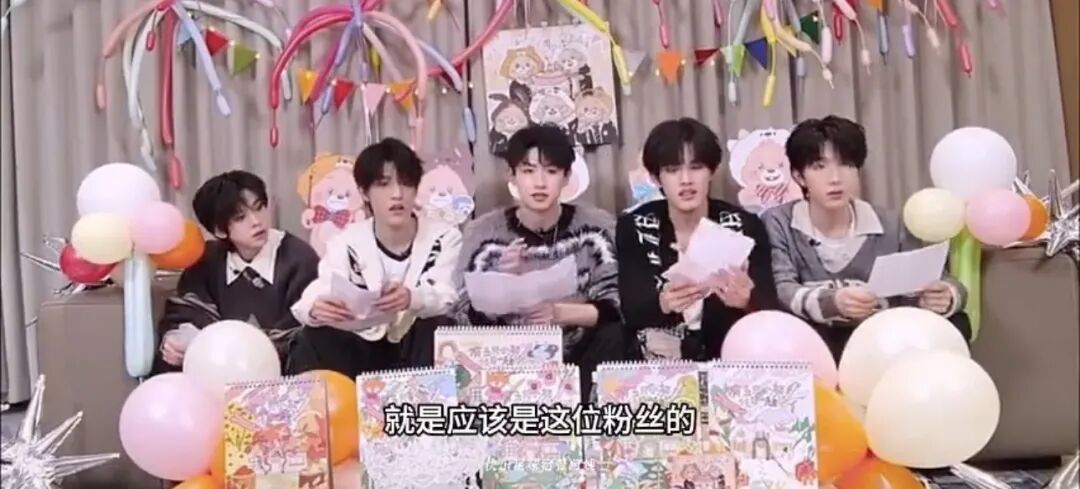 登陆少年在抽象赛道一骑绝尘