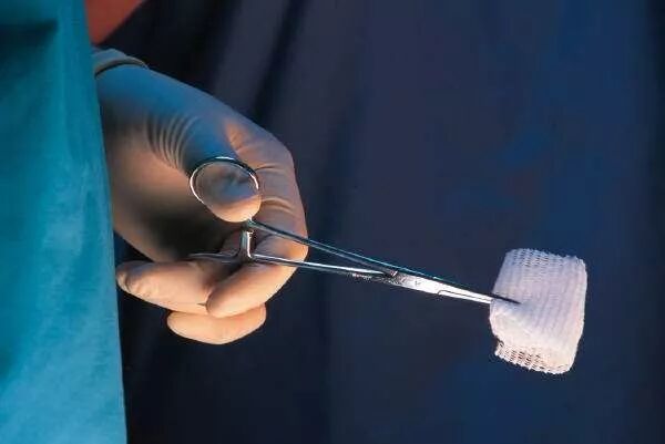 闭合性骨折与开放性骨折怎样急救处理