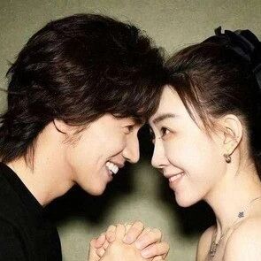 言承旭官宣新恋情,网友:爷青回还是新剧本?