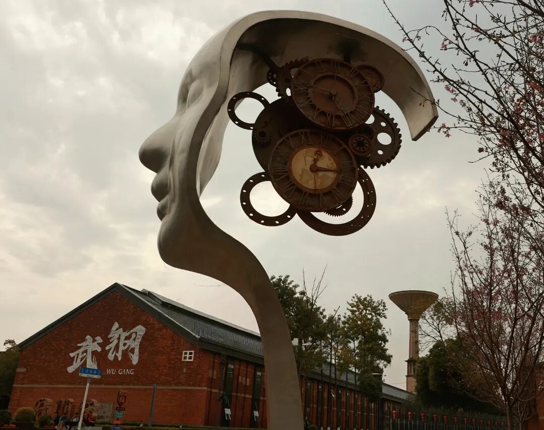 《齿轮里的岁月回响》 城市摄影队 暖暖.jpg