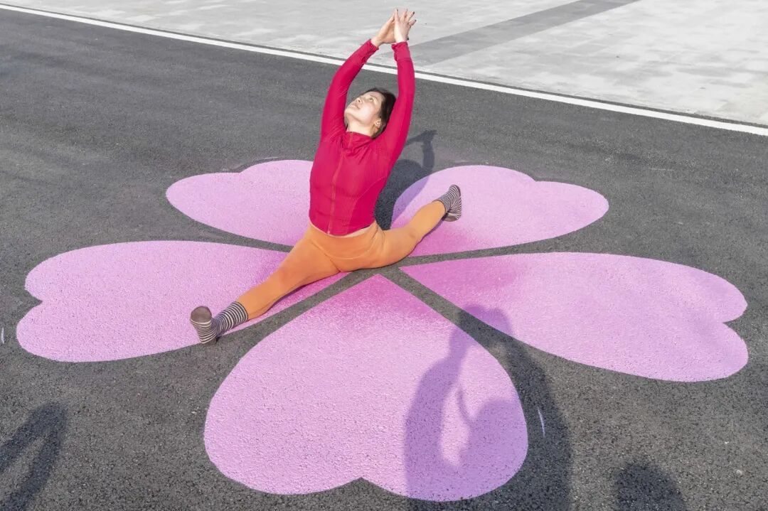 《花之舞》 城市摄影队 周江平.jpg