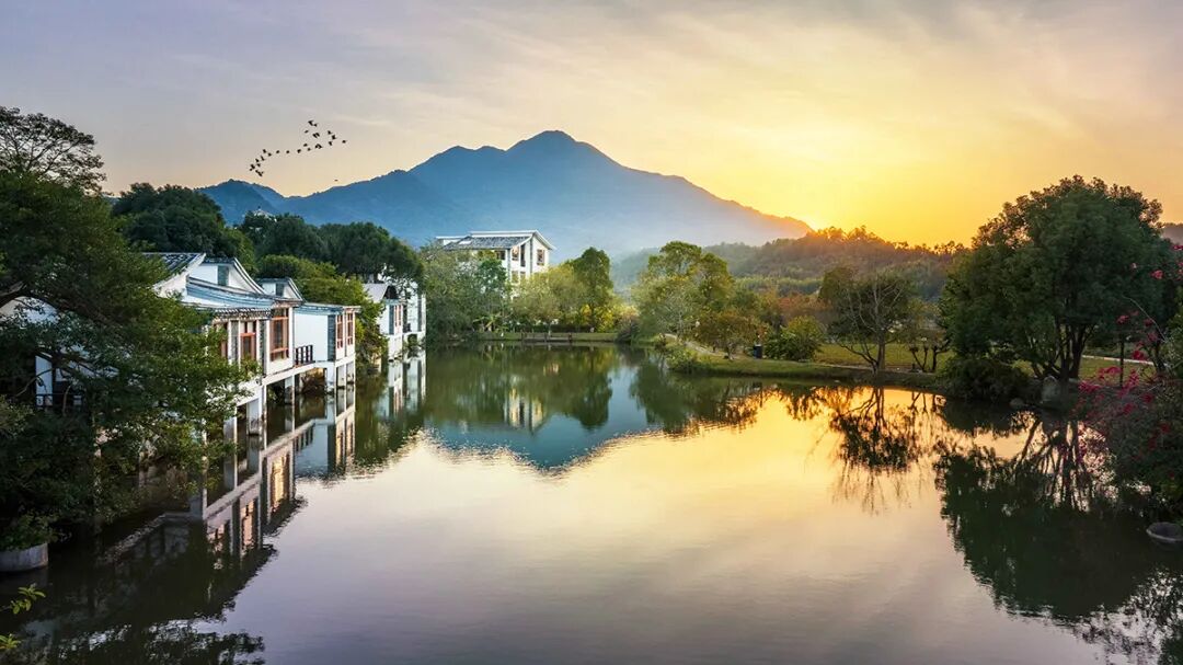 万绿湖客家风情馆等景点镜花缘游览区,水月湾游览区景区内主要有新丰