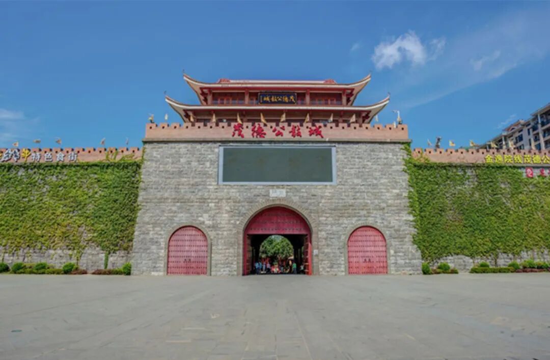 海在城中城在海中湛江大陆最南端的海滨旅游城市等你发现