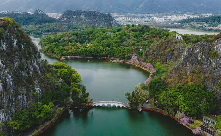 明媚生活放肆出发肇庆旅游必去景点推荐