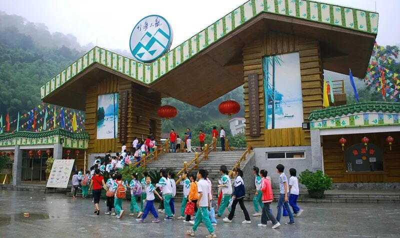 动植物种养体验区,亲子教育研学(南药科普馆,无人机训练基地,diy体验