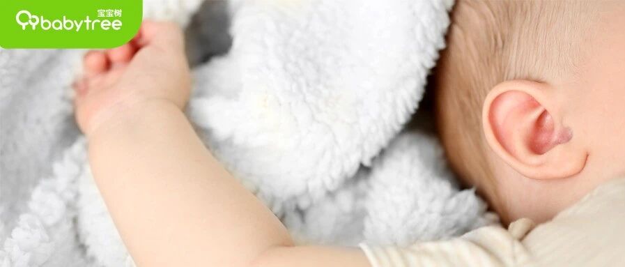 宝宝有耳屎，掏还是不掏？很多家长都做错了！